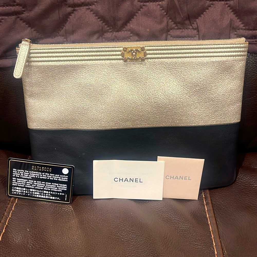 Chanel Boy O Case authentic!